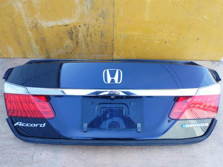 Крышка багажника Хонда Аккорд в Димитровграде 50872