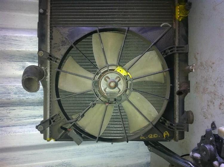 Диффузор радиатора Хонда Стрим в Димитровграде 7847